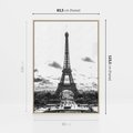 Obraz w ramie 80x120 - Wieża Eiffla - czarno białe zdjecie, wieża eiffla - rama drewno