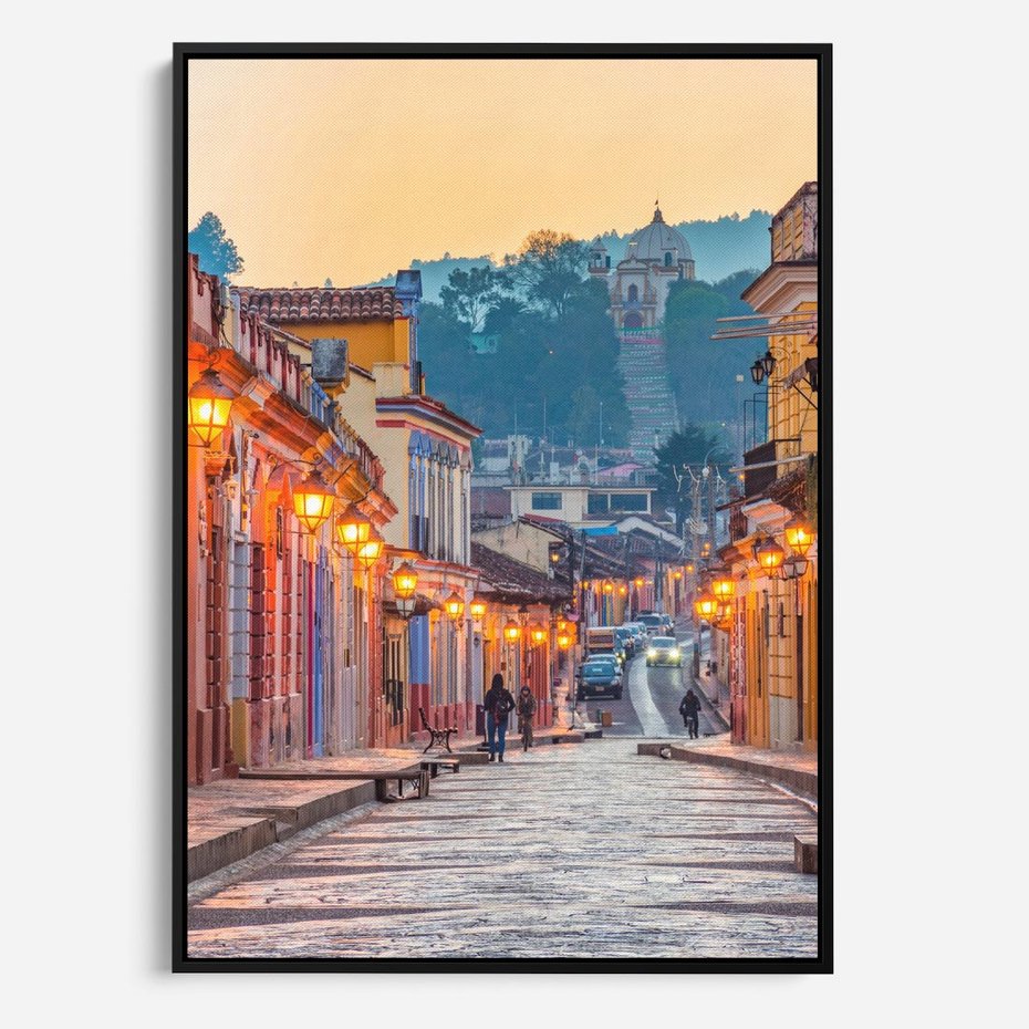 Obraz w ramie 50x70 - W stronę marzycielskich horyzontów - włoska uliczka, wieczór - rama czarna