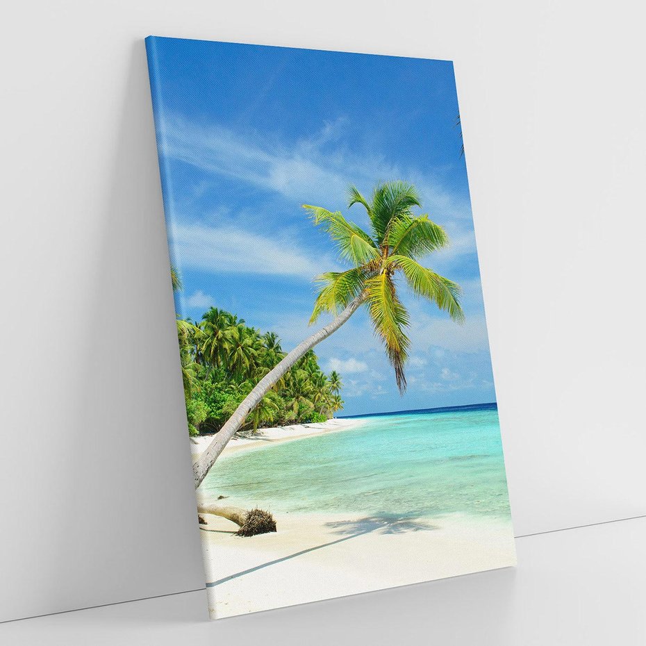 Obraz na płótnie 70x100 - Raj na Malediwach: plaża, morze i palmy - Malediwy, plaża