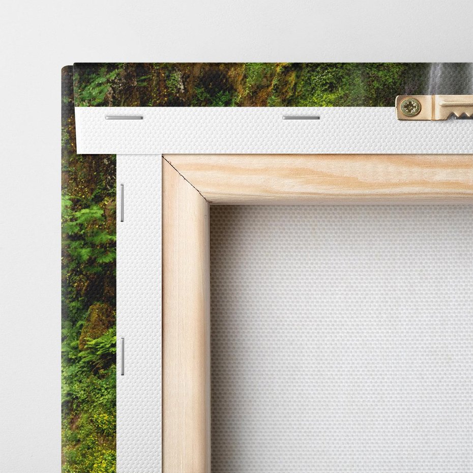 Obraz na płótnie 70x50 - Siła i Urok Natury - wodospad, las