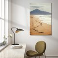 Obraz na płótnie 80x120 - Ślady stóp na plaży - plaża, ślady