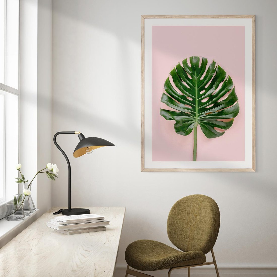 Plakat w ramie 30x40 - Monstera w Różowym Świetle - liść monstery, różowe tło - rama drewno