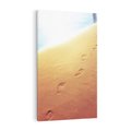 Obraz na płótnie 70x100 - Ślad Przygody - ślady, stóp