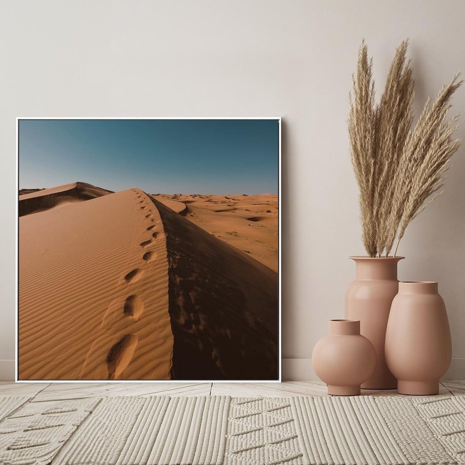 Obraz w ramie 80x80 - Piasek pustyni w ogniu - pustynia, piasek - rama biała