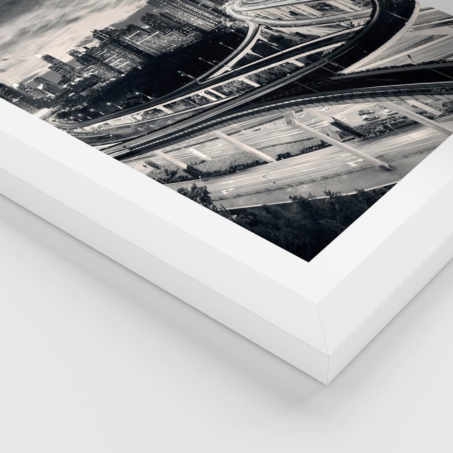 Plakat w ramie 30x40 - Miejska Symfonia - miasto, nocą - rama biała