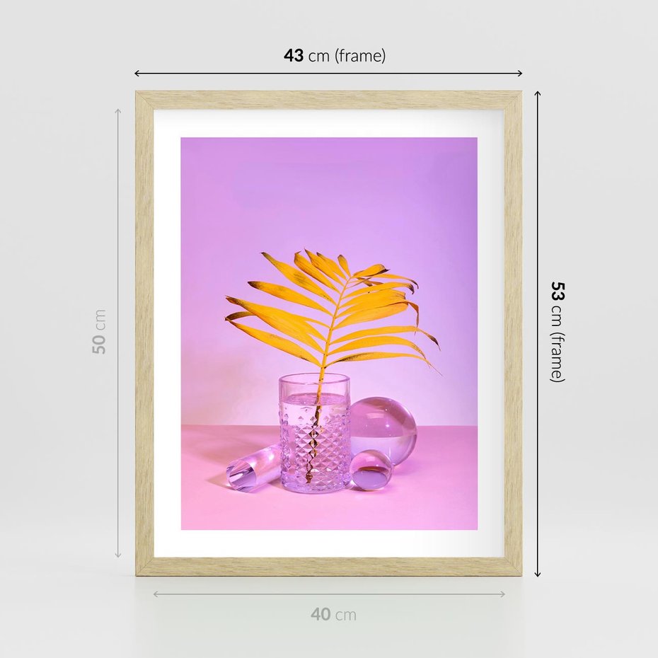 Plakat w ramie 40x50 - Neonowy Liść Palmy na Fotografii - neonowa fotografia, liść palmy w szklance - rama drewno