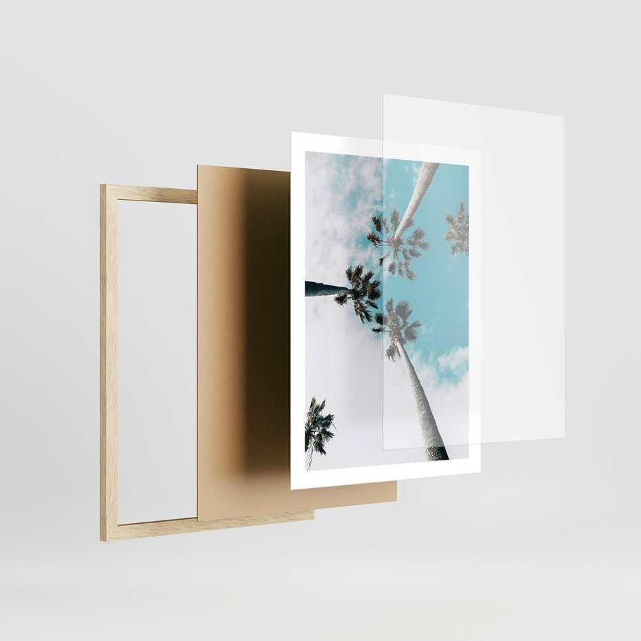 Plakat w ramie 50x70 - Palmy w Gorącym Niebie - palmy, ujęcie z dołu - rama drewno