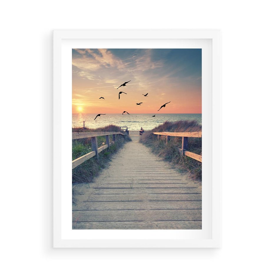 Plakat w ramie 50x70 - Sielanka nad brzegiem - plaża, pomost - rama biała