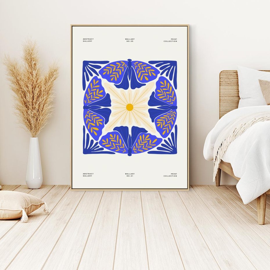 Obraz w ramie 80x120 - Księga Abstrakcji - abstrakcyjna boho kompozycja, granatowe ćmy - rama drewno