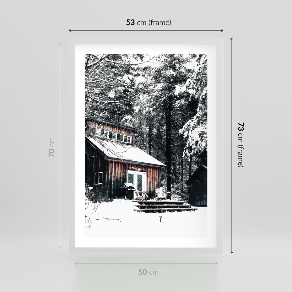 Plakat w ramie 50x70 - Zimowy Urok Drewnianego Domku - zima, drewniany domek - rama biała