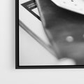 Obraz w ramie 50x70 - Makaroniki w Szarości - czarno biała fotografia, plakat - rama czarna