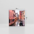 Obraz na płótnie 70x70 - Przejażdżka gondolą przez Wenecję - Wenecja, kanały