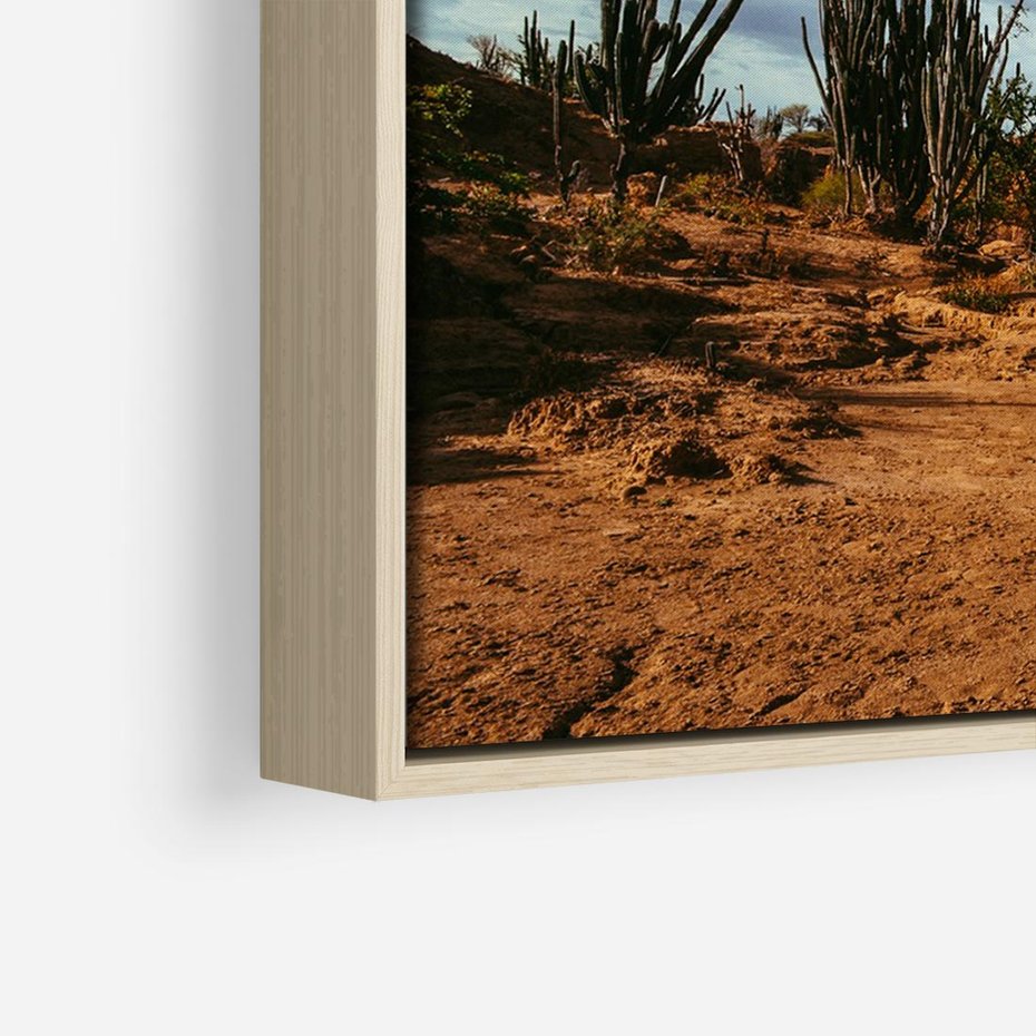 Obraz w ramie 100x70 - Skarby Pustynnego Kanionu - pustynia, kaktusy - rama drewno