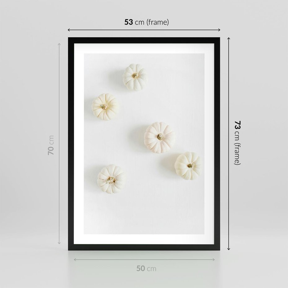 Plakat w ramie 50x70 - Biała Jesień: Dynie na Jasnym Tle - białe dynie, białe tło - rama czarna