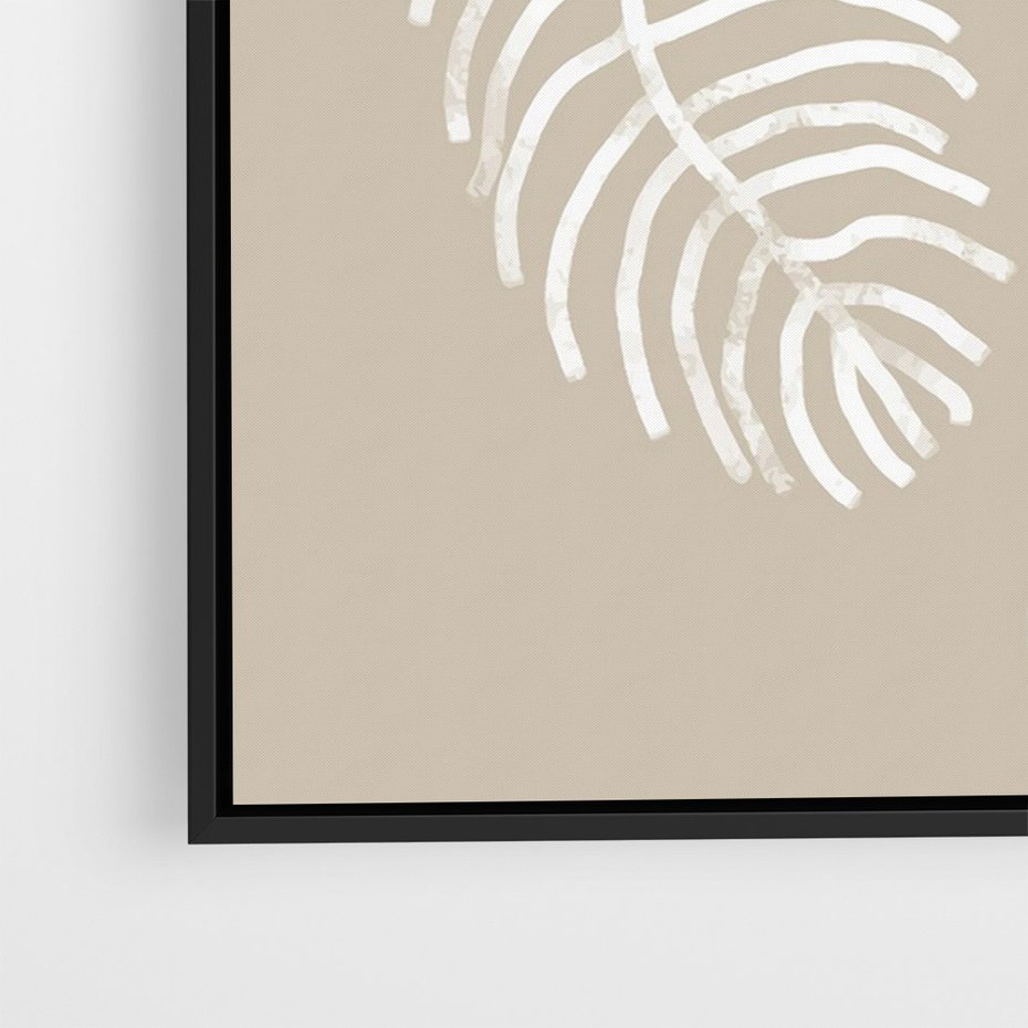 Obraz w ramie 70x100 - Spleciona Harmonia - sztuka nowoczesna, białe i czarne pióro - rama czarna