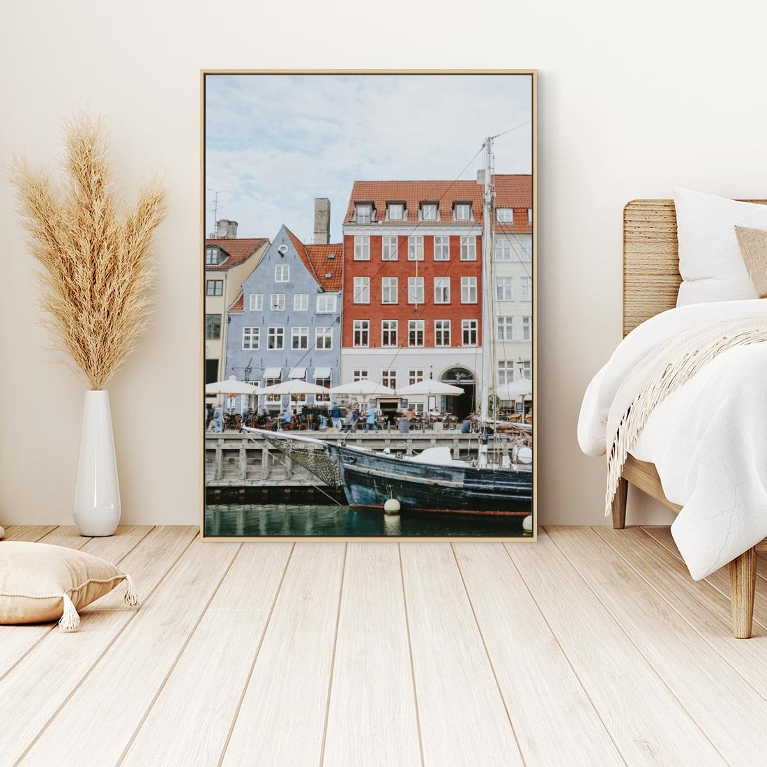 Obraz w ramie 50x70 - Miejska Dynamika - Dania, Kopehaga - rama drewno