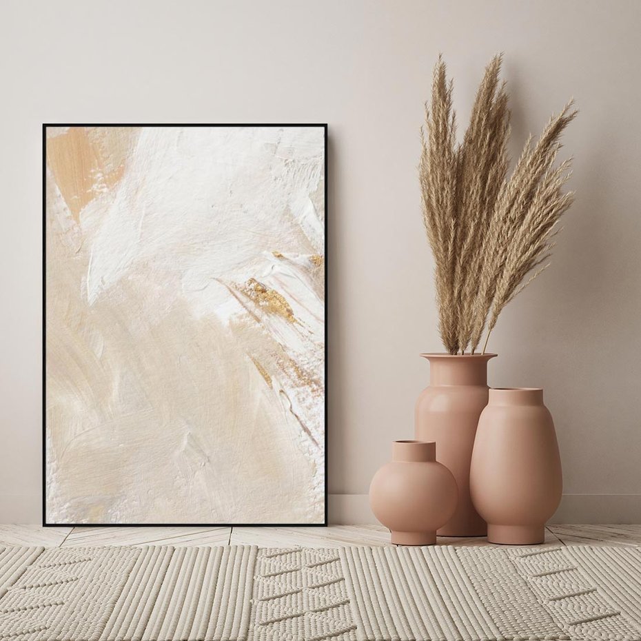 Obraz w ramie 70x100 - Elegancja w Złocistym Chaosie - złoto beż, abstrakcja - rama czarna