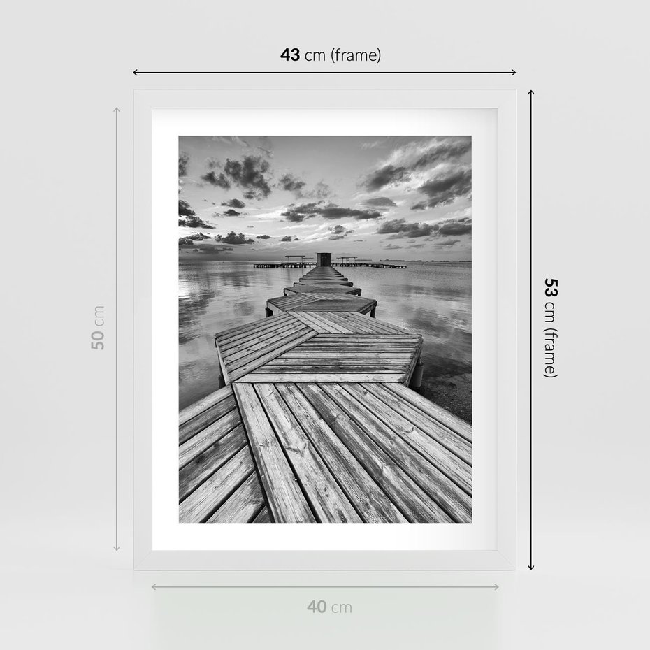 Plakat w ramie 40x50 - Pomost nad Morzem - pomost, morze - rama biała