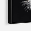 Obraz w ramie 70x50 - Delikatność Wiatru - dmuchawce, makro - rama czarna