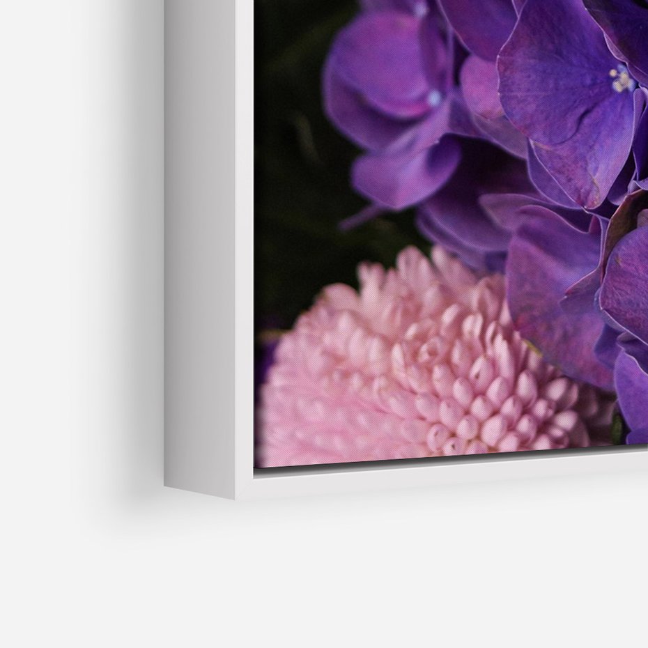 Obraz w ramie 50x70 - Fioletowa hortensja - kwiaty, hortensja - rama biała