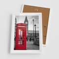 Plakat w ramie 50x70 - Budka w Londynie - Londyn, budka - rama biała