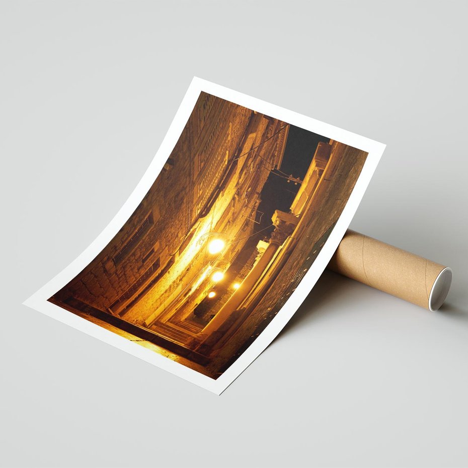 Plakat bez ramy 21x30 - Miasto Pod Gwieździstym Niebem - uliczka, perspektywa