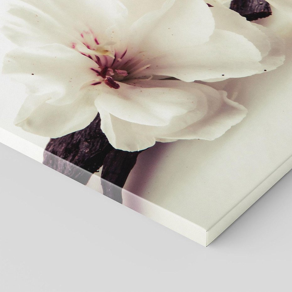 Obraz na płótnie 70x100 - Czuła delikatność wanilii - wanilia, kwiaty