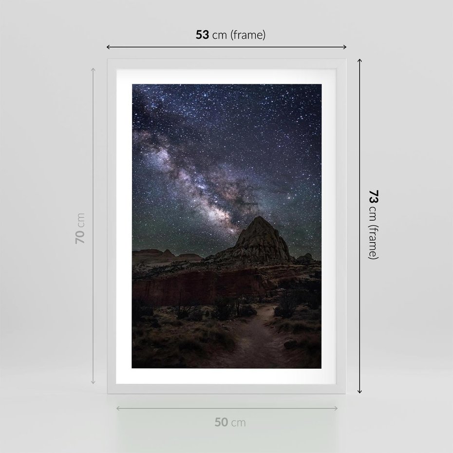 Plakat w ramie 50x70 - Gwiaździsta Noc na Pustyni - noc na pustyni, gwiździste niebo - rama biała