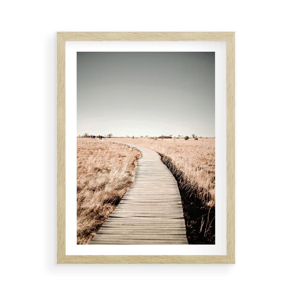 Plakat w ramie 50x70 - Spacer Ścieżką w Suchych Trawach - ścieżka wśród suchych traw - rama drewno