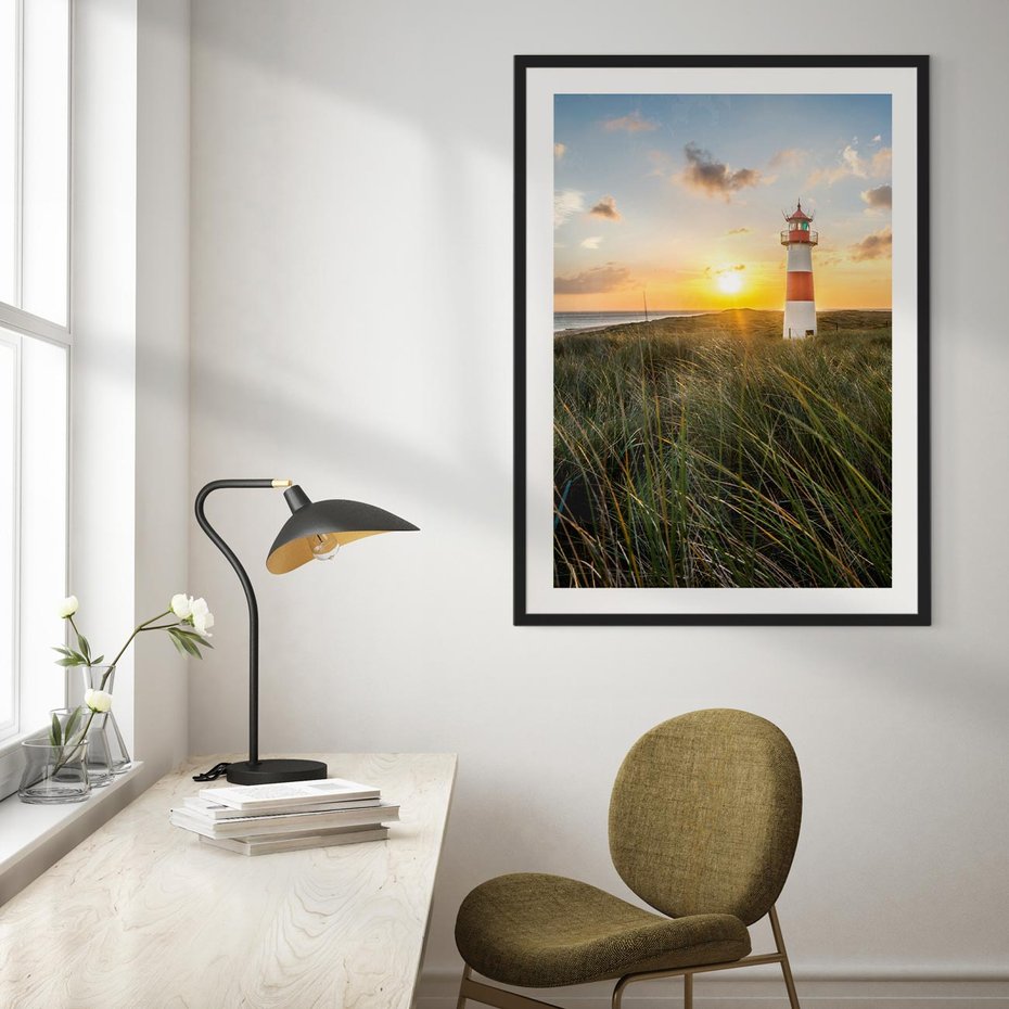 Plakat bez ramy 40x50 - Magia latarni przy zachodzie - latarnia, zachód