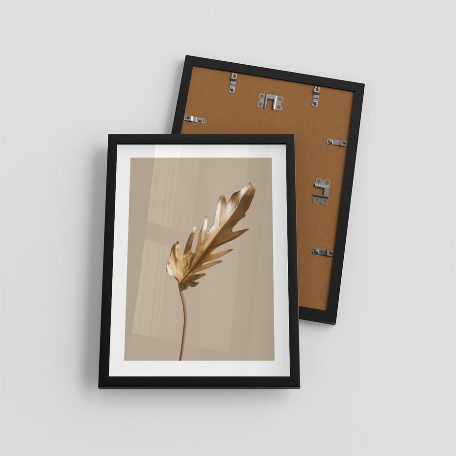 Plakat w ramie 30x40 - Piękno w Detalu - złoty, liść - rama czarna