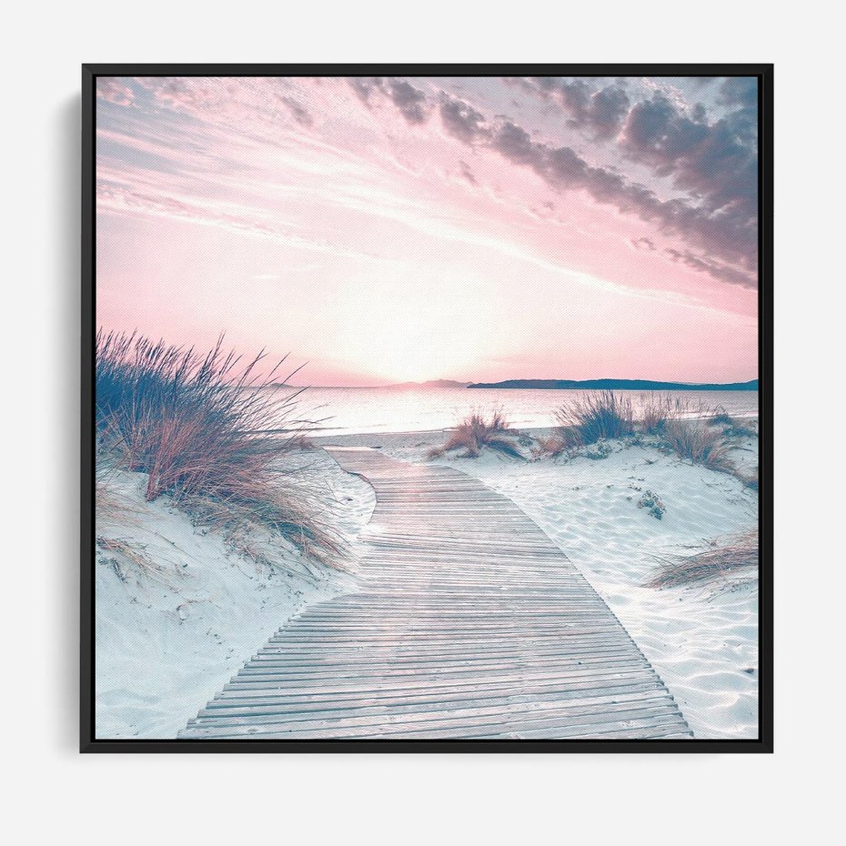 Obraz w ramie 50x50 - Magia Zachodu Słońca - fotografia, stonowane kolory - rama czarna