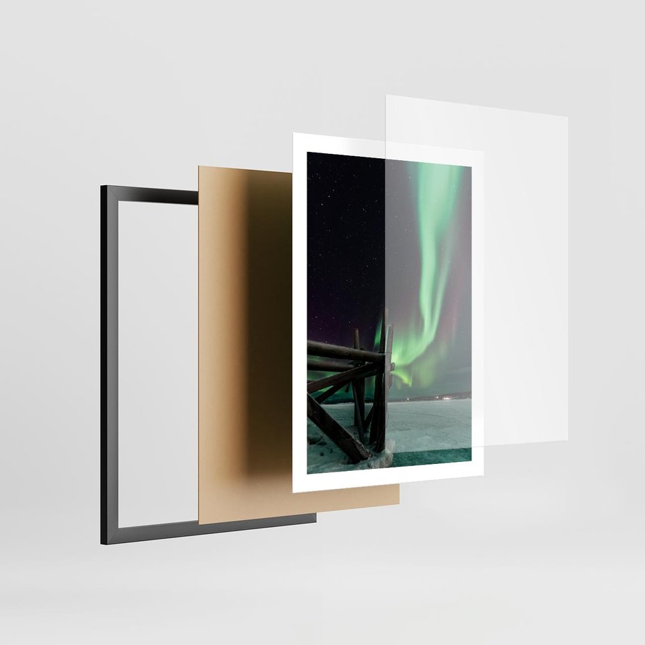 Plakat w ramie 50x70 - Zorza polarna w tajemniczej nocnej przestrzeni - zorza, polarna - rama czarna