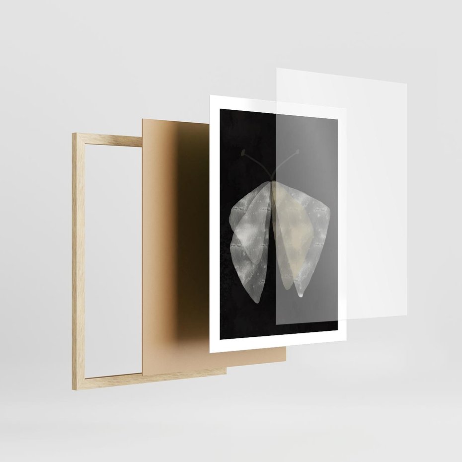 Plakat w ramie 50x70 - Obce Powidoki - abstrakcyjna ćma, mroczna atmosfera - rama drewno