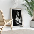 Plakat w ramie 30x40 - Piękno kobiecego aktu uchwycone - kobieta, akt - rama drewno