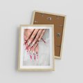 Plakat w ramie 30x40 - Paznokcie jak dzieło sztuki - paznokcie, manicure - rama drewno