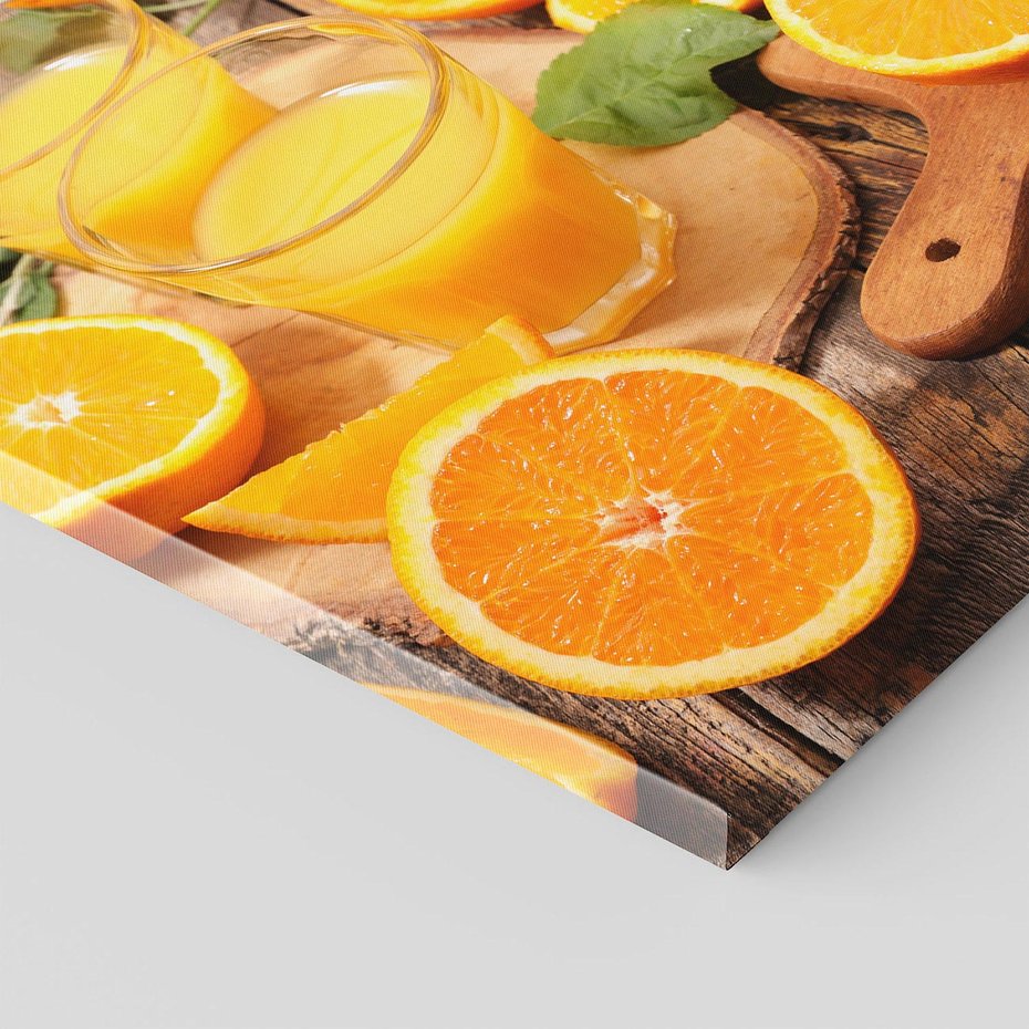Obraz na płótnie 60x60 - Soczyste pomarańcze i soki - pomarańcze, soki