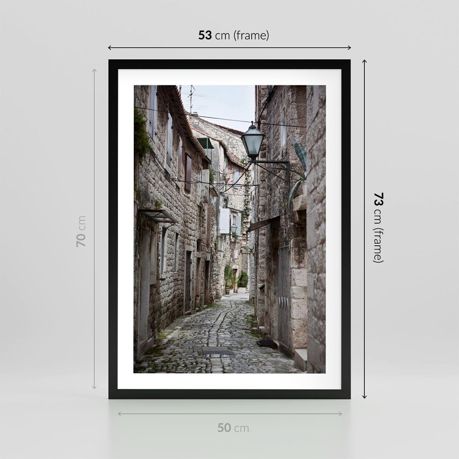 Plakat w ramie 50x70 - Malownicza uliczka we Włoszech - uliczka, Włoch - rama czarna