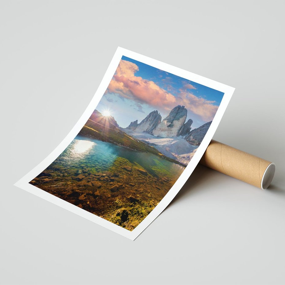 Plakat bez ramy 50x70 - Jezioro wśród majestatycznych gór - jezioro, góry