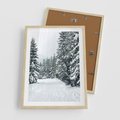 Plakat w ramie 50x70 - Magia Zimy na Obrazie - las, zima - rama drewno