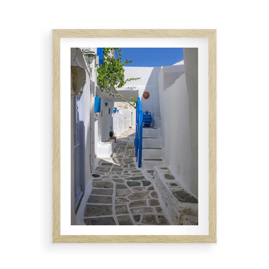 Plakat w ramie 50x70 - Uroki Santorini: Perspektywiczna Uliczka - uliczka, perspektywa - rama drewno