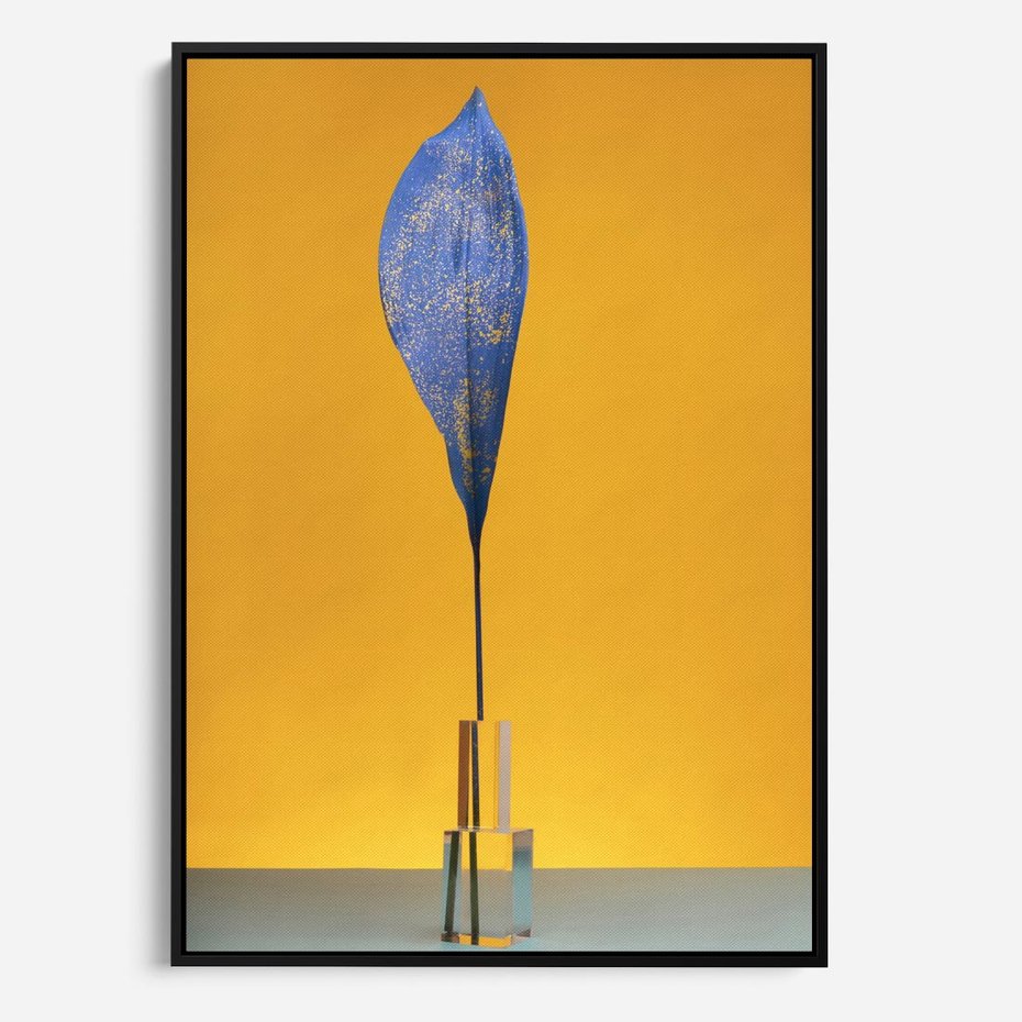 Obraz w ramie 70x100 - Niebiańskie liście - liść, liście - rama czarna