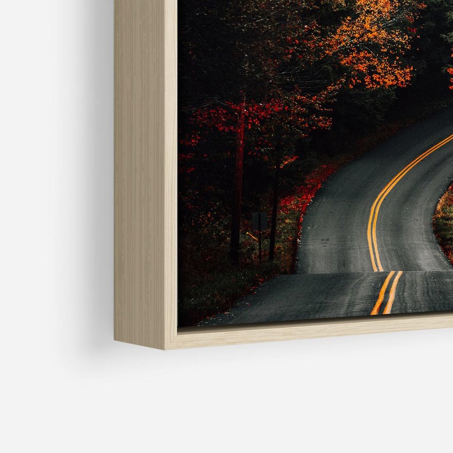 Obraz w ramie 50x50 - Jesienne Podróżowanie - fotografia, jesień - rama drewno