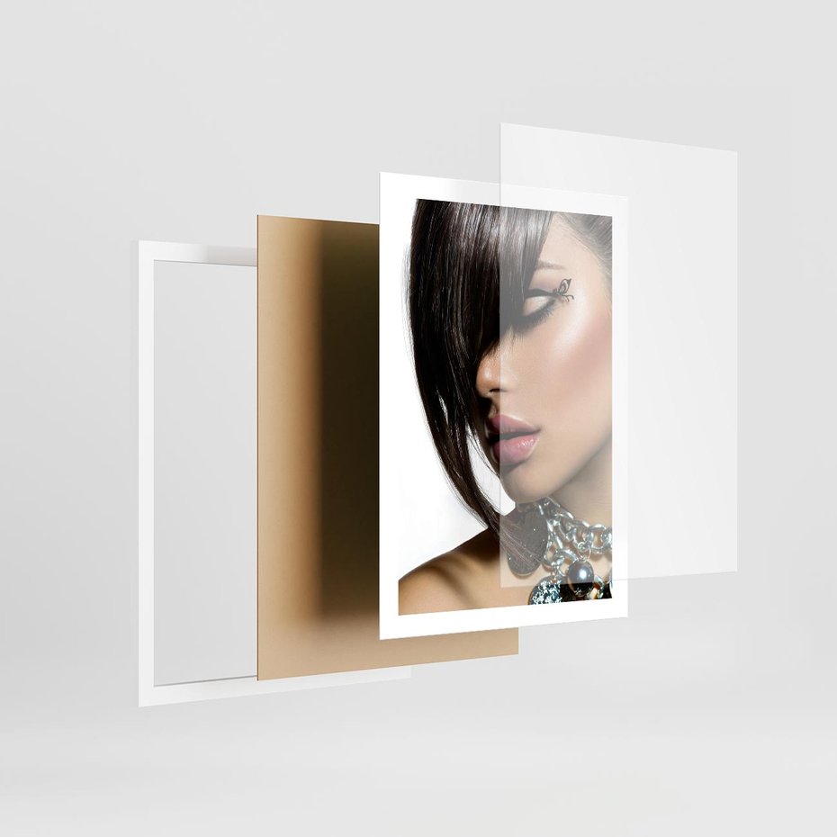 Plakat w ramie 50x70 - Kobieca Fryzura w Ruchu - fryzura, kobieta - rama biała