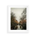 Plakat w ramie 30x40 - Jesienne Spacerki po Holenderskich Kanałach - kanały, Holandia - rama biała