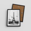 Plakat w ramie 30x40 - Wieża Eiffla - czarno białe zdjecie, wieża eiffla - rama czarna