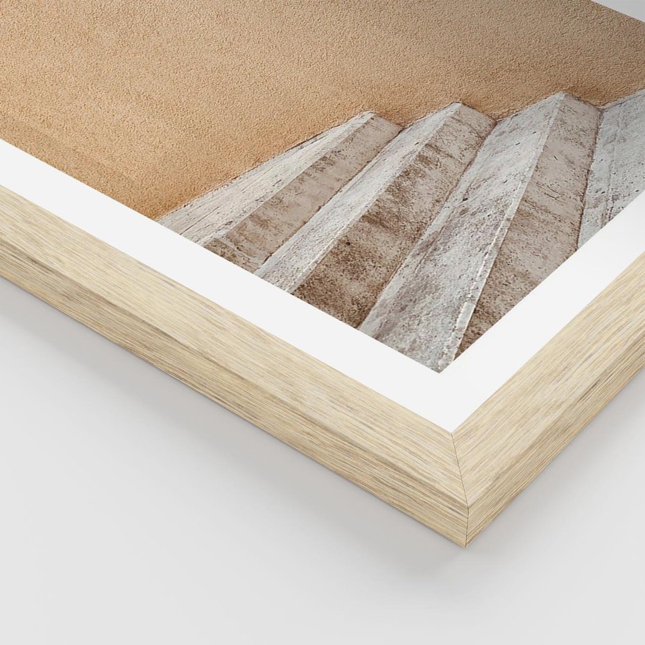 Plakat w ramie 30x40 - Schod w Beżu - schody, minimalizm - rama drewno