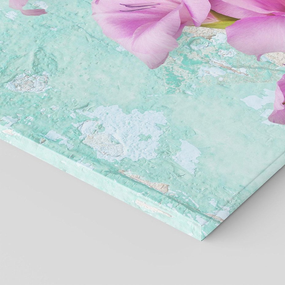 Obraz na płótnie 120x80 - Piękno w delikatności - kwiaty, różowe