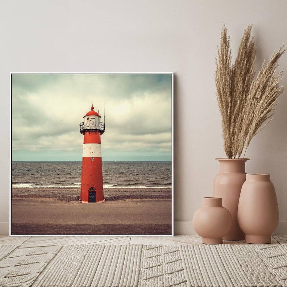 Obraz w ramie 50x50 - Retro Urok Morza - fotografia w stylu retro, vintage - rama biała