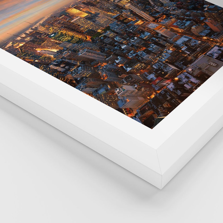 Plakat w ramie 40x50 - Miasto wieżowców w perspektywie - miasto, wieżowce - rama biała